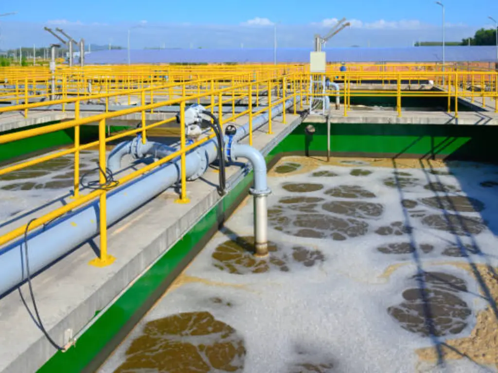 how does a sewage treatment plant work 2