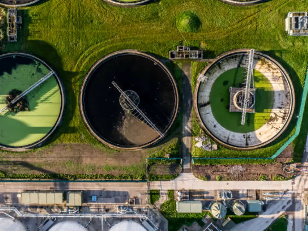 how does a sewage treatment plant work 3